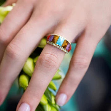 Pyramid Ring