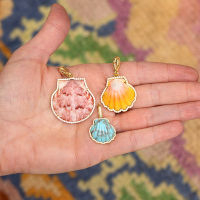 Shell In Diamond Frame Charm