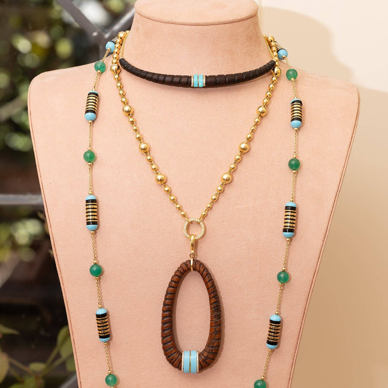 Magnolia Wood Necklace