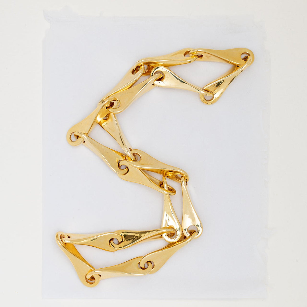 Figure 8 Chain