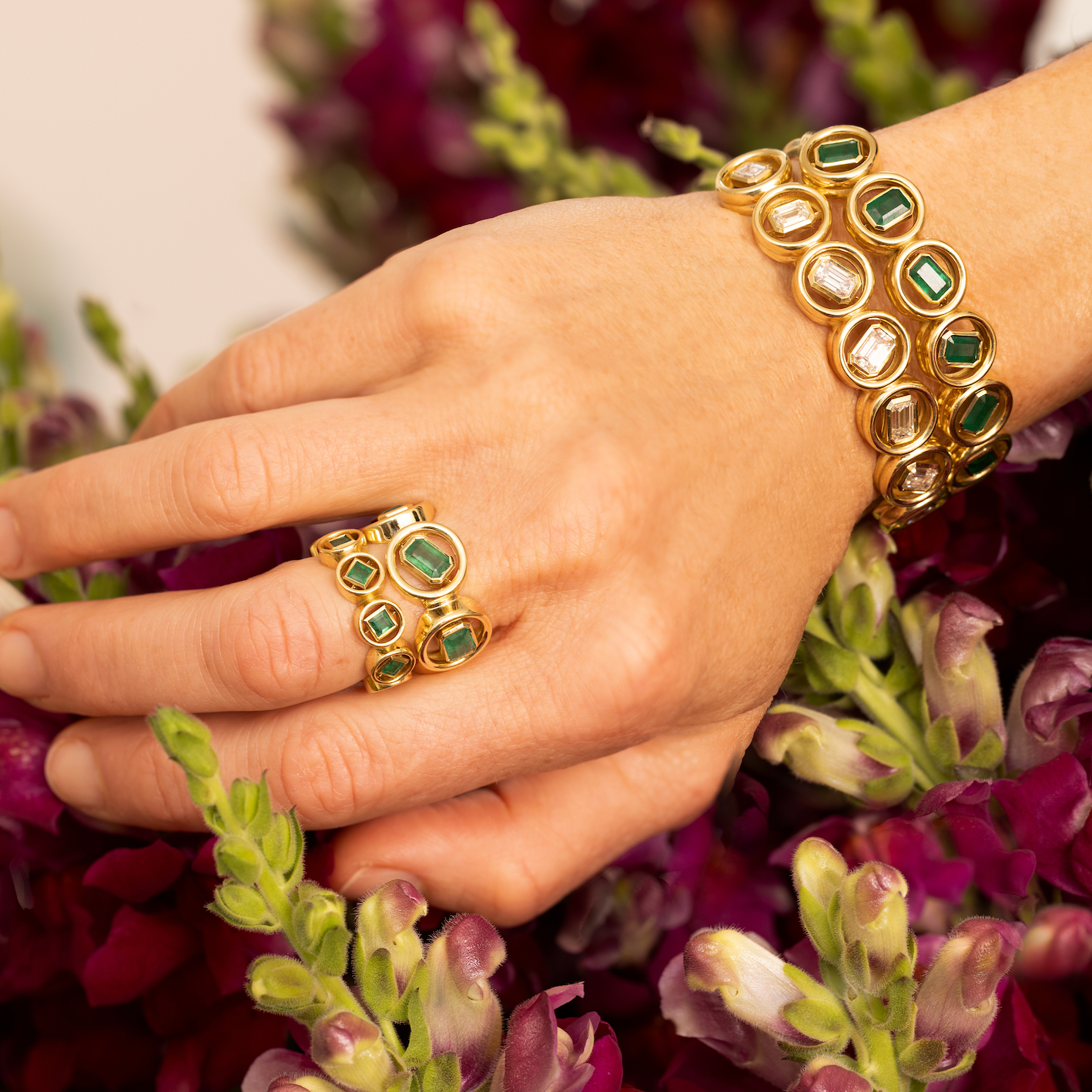 Shadow Max Cuff