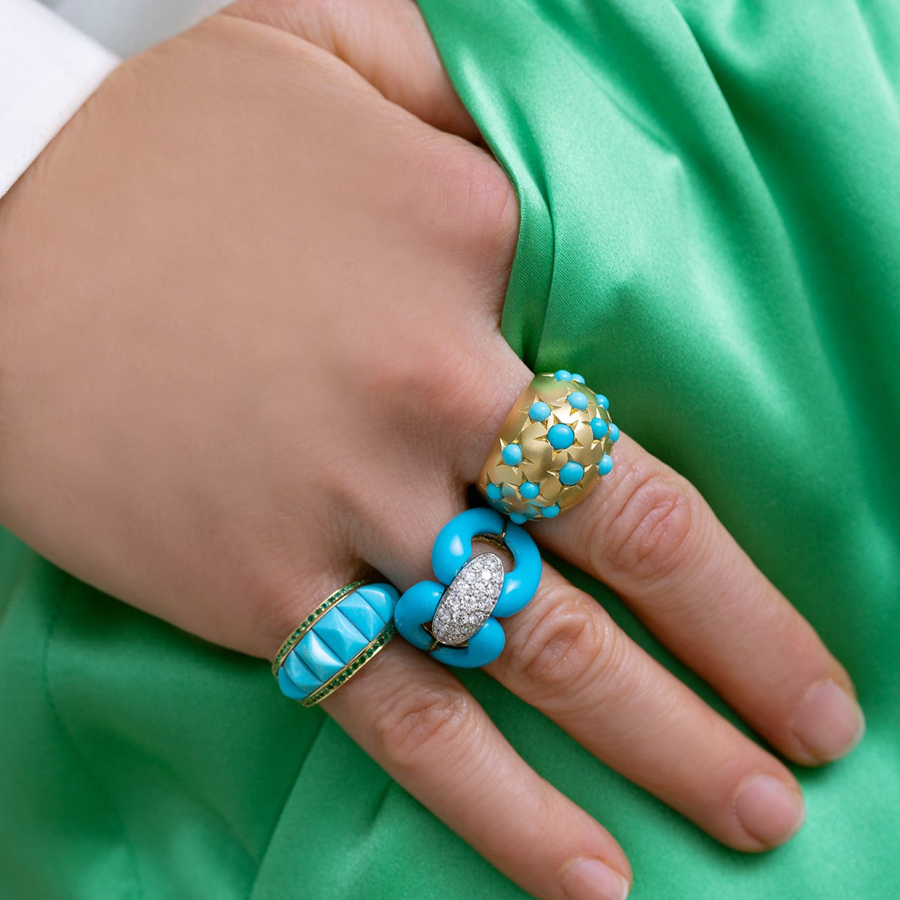 Pyramid Ring